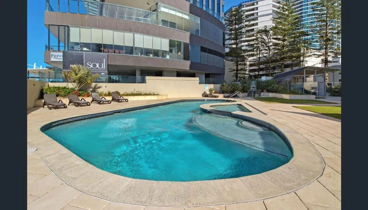 Zenith Ocean Front Apartments Gold Coast - Official Listing 3*,
